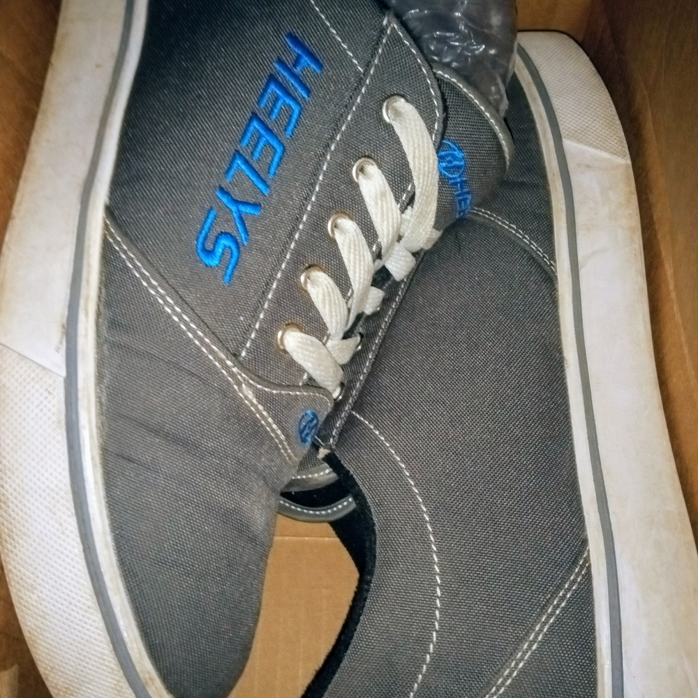 Heelys Men's Grey w powder blue  Pro 20 Skate Shoes(EUC) Ex C